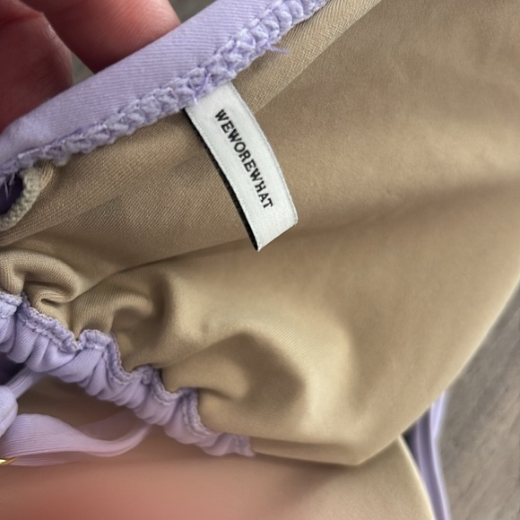 WeWoreWhat bikini set with V-Shape bottoms and triangle top - Picture 10 of 10